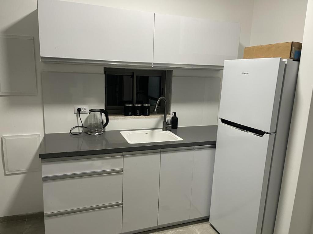 פסגת יובלים Apartment Kiryat Shmona Bagian luar foto